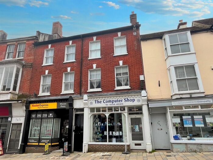 2 Bedroom Flat To Rent In Salisbury Street, Blandford Forum, Dorset, DT11