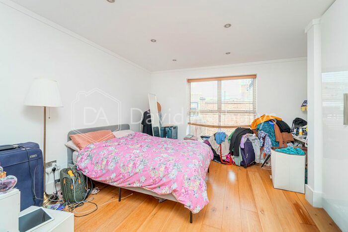 1 Bedroom Flat To Rent In Holloway Road, Highbury, London, N7