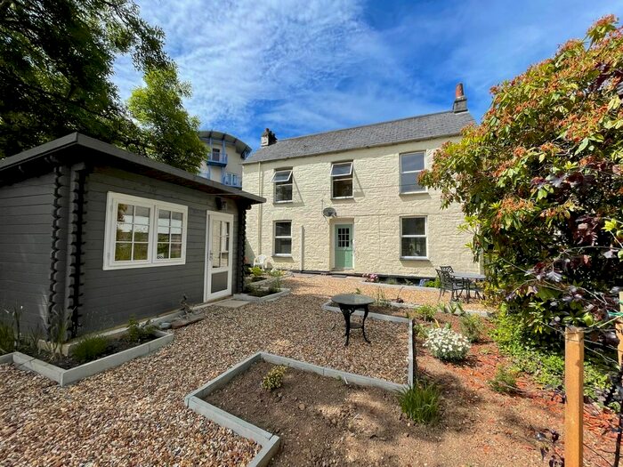 2 Bedroom Flat For Sale In Browns Hill, Penryn, TR10