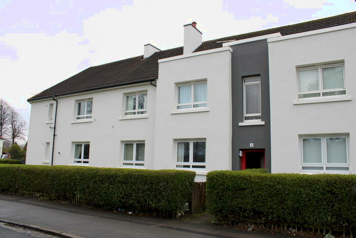 2 Bedroom Flat To Rent In Montgomery Road, Paisley, PA3