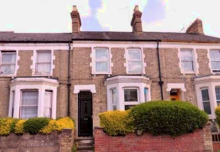 4 Bedroom Terraced House To Rent In Bullingdon Road, Oxford, OX4