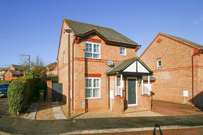 3 Bedroom Detached House To Rent In Marshaw Place, Emerson Valley, MK4