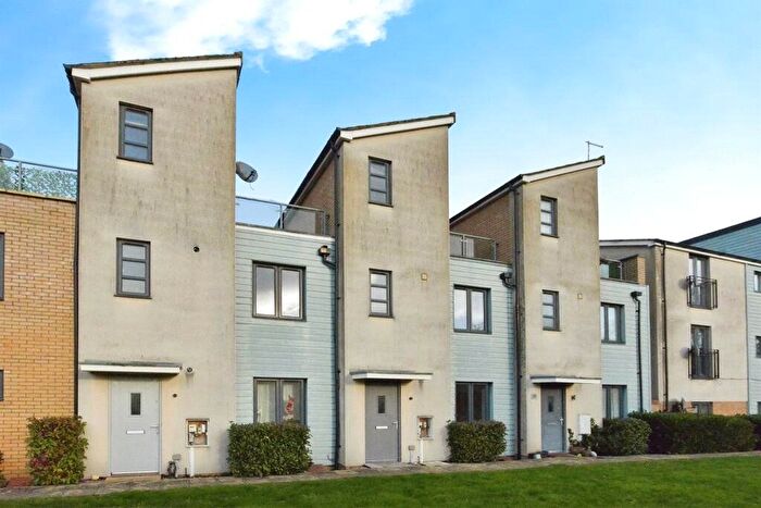 3 Bedroom Terraced House To Rent In Selkirk Drive, Oakridge Park, Milton Keynes, Buckinghamshire, MK14