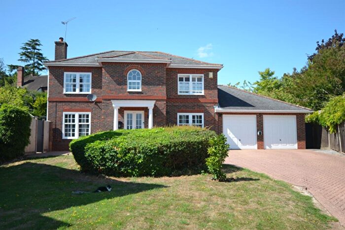4 Bedroom Detached House For Sale In The Rise, Caversham, Reading, RG4