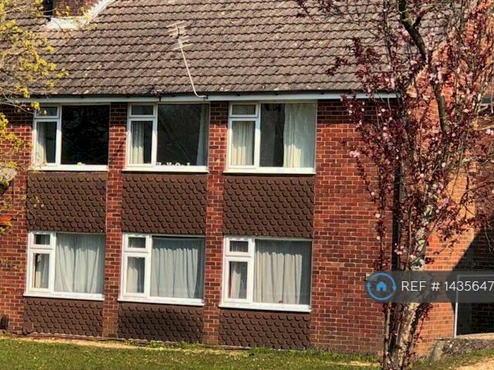 2 Bedroom Maisonette To Rent In Hiltingbury Road, Chandler's Ford, SO53