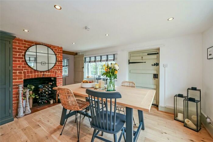 3 Bedroom Semi-Detached House To Rent In Prices Cottages, Selsey Road, Donnington, PO20