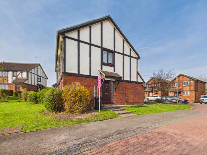 1 Bedroom Maisonette For Sale In Lower Earley, RG6