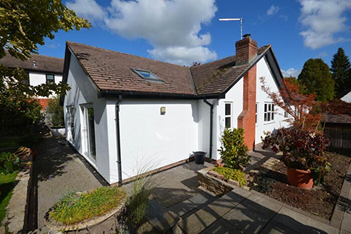 3 Bedroom Detached Bungalow For Sale In Upton, Aylesbury, HP17
