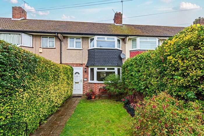 3 Bedroom Terraced House For Sale In Berwick Crescent, Sidcup, DA15