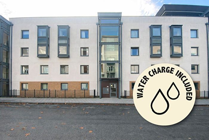 2 Bedroom Flat To Rent In Deanery Road, City Centre, BS1