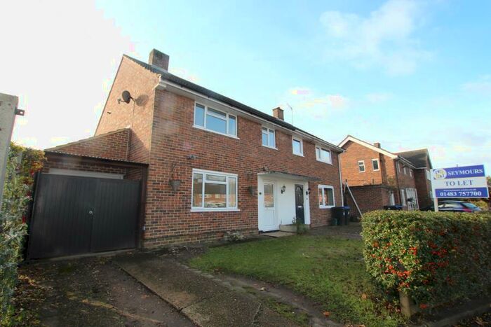 3 Bedroom Terraced House To Rent In Woking, GU22