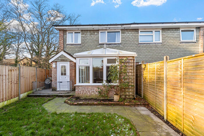 3 Bedroom End Of Terrace House To Rent In Tufts Field, Midhurst, GU29