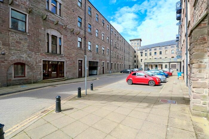 2 Bedroom Flat To Rent In Pleasance Court, West End, Dundee, DD1