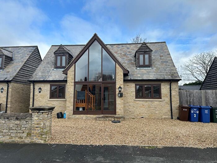 4 Bedroom Detached House To Rent In Blenheim Drive, Launton, OX26