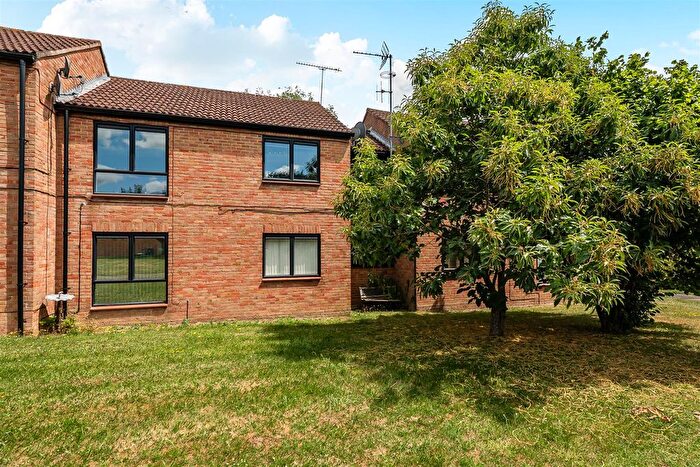 1 Bedroom Flat For Sale In Blakeney Road, Stevenage, SG1