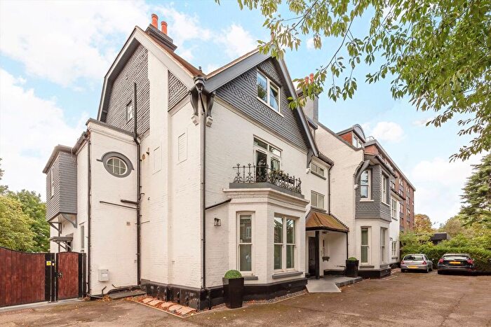 2 Bedroom Flat To Rent In Creffield Road, London, W5