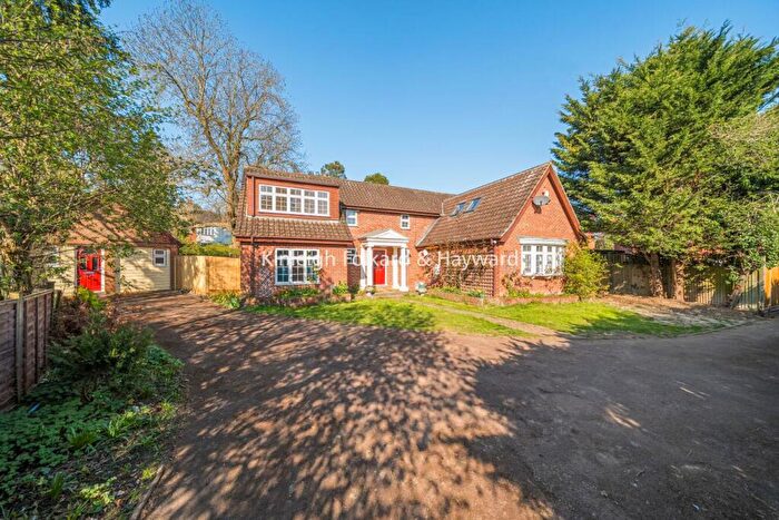 5 Bedroom Detached House For Sale In Farnaby Road, Bromley, Kent, BR2