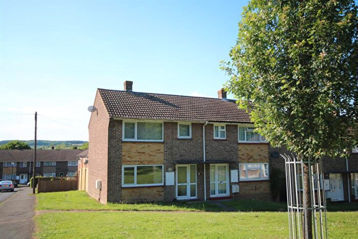 2 Bedroom End Of Terrace House To Rent In Rentain Road, Chartham, Canterbury, CT4