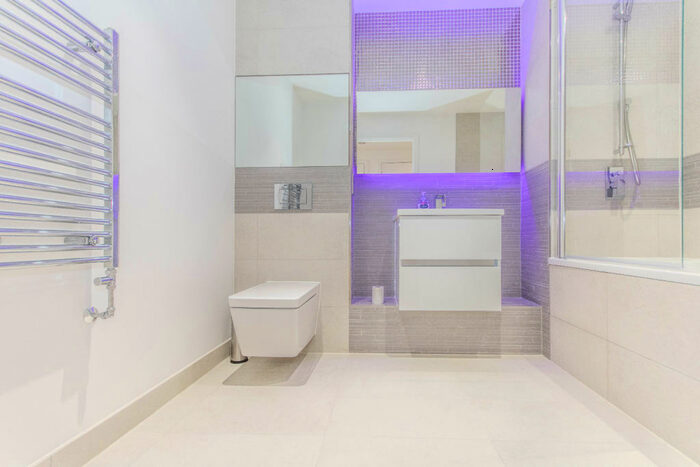 2 Bedroom Apartment To Rent In Plough Way, London, SE16