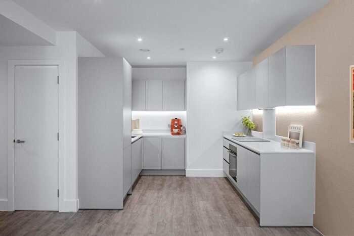 1 Bedroom Flat For Sale In Lombard Square, Nathan Way, Greenwich, SE28