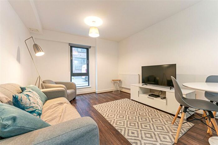 2 Bedroom Apartment To Rent In Drapery House, Fabrick Square, Lombard St, Birmingham, West Midlands, B12