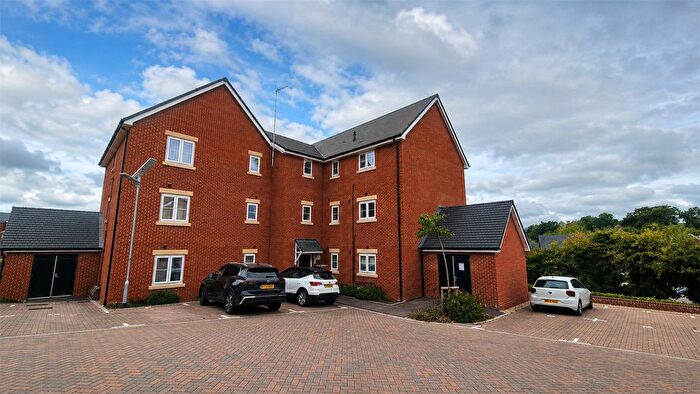 1 Bedroom Flat For Sale In Cowslip Meadow, Alton, Hampshire, GU34