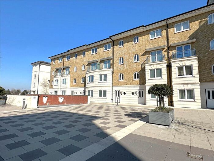 4 Bedroom House To Rent In Hamilton Quay, Sovereign Harbour, BN23