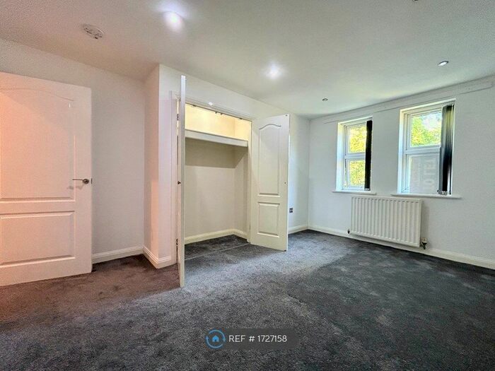 3 Bedroom Flat To Rent In Chetwynd Court, Stockton-On-Tees, TS19