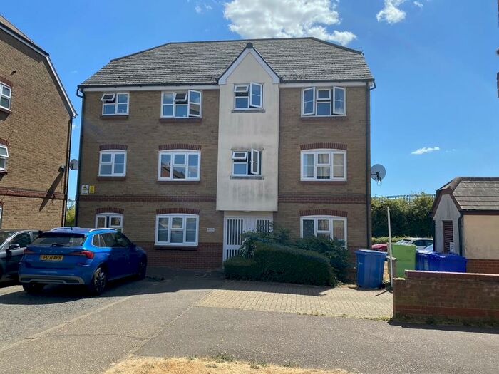 1 Bedroom Apartment To Rent In Mulberry Gardens, Witham, CM8