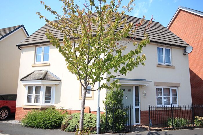3 Bedroom Detached House For Sale In Appledore Drive, Bridgwater, TA6