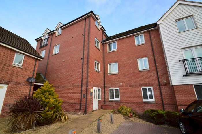 2 Bedroom Flat To Rent In Woodpecker Court, Queens Hill, Costessey, NR8