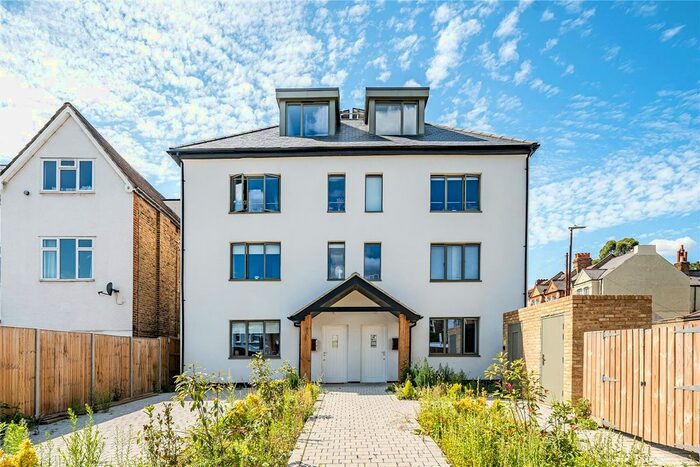 1 Bedroom Flat To Rent In Haydons Road, Wimbledon, London, SW19