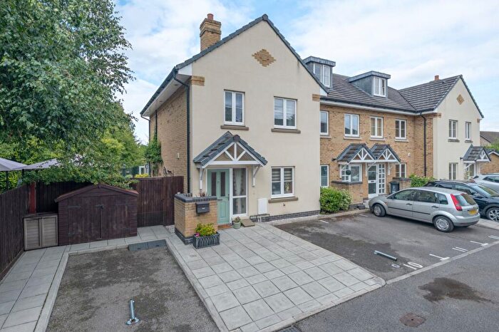 3 Bedroom End Of Terrace House For Sale In Moorlands Close, Melbourn, SG8