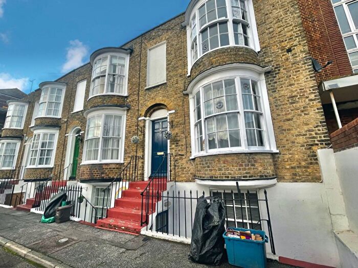3 Bedroom End Of Terrace House To Rent In Addington Square, Margate, Kent, CT9