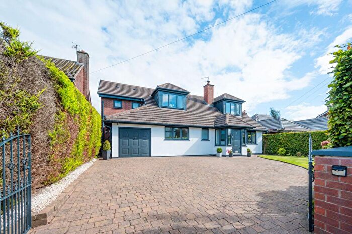 4 Bedroom Detached House For Sale In Brookfield Lane, Aughton, L39