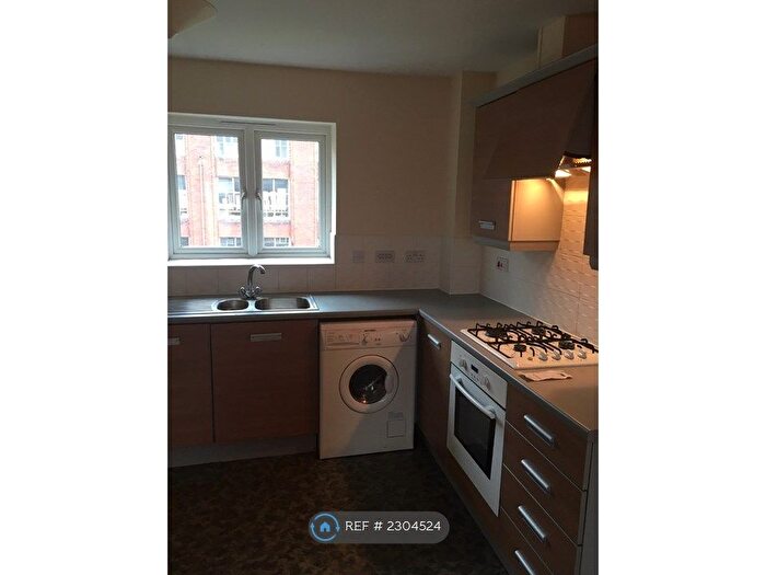 1 Bedroom Flat To Rent In Valley Mill Lane, Bury, BL9
