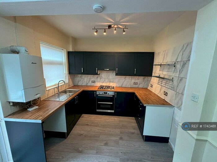 2 Bedroom Terraced House To Rent In Hilton Lane, Worsley, Manchester, M28
