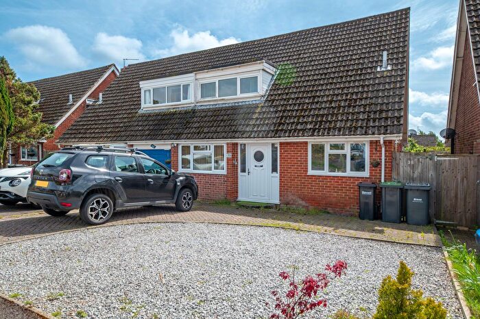 4 Bedroom Semi-Detached House For Sale In Kingscote Road, Cowplain, PO8