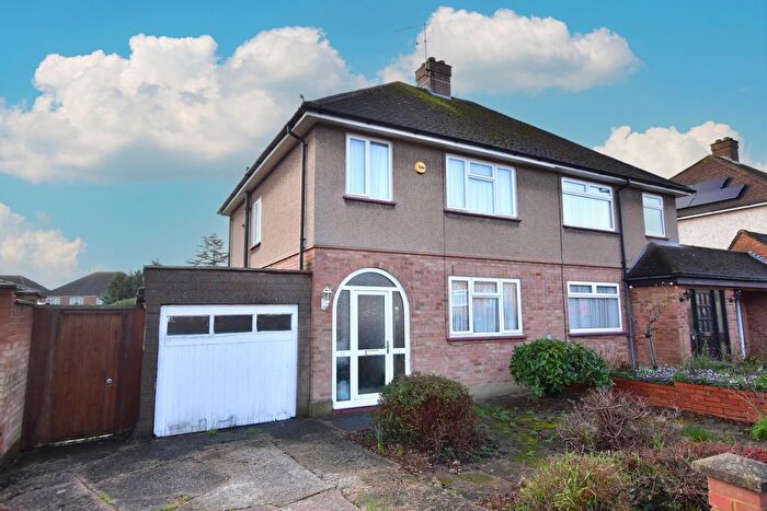 3 Bedroom Semi Detached House For Sale In Crown Rise, Watford, WD25