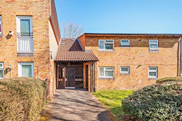 1 Bedroom Flat For Sale In Alexandra Road, London, E17