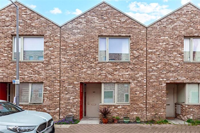 3 Bedroom Terraced House For Sale In Anne Mews, Barking, IG11