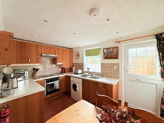 2 Bedroom Cottage For Sale In Shore Road, Hythe, Southampton, SO45