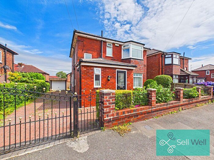 3 Bedroom Detached House For Sale In Hawthorn Drive Swinton Manchester, M27