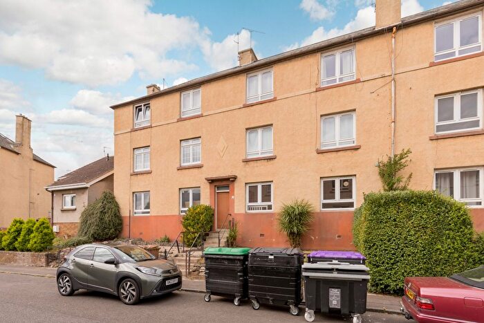 2 Bedroom Flat For Sale In / Cameron House Avenue, Prestonfield, EH16