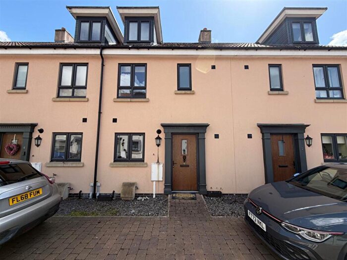 3 Bedroom Terraced House To Rent In Canal Court, Saxilby, Lincoln, LN1