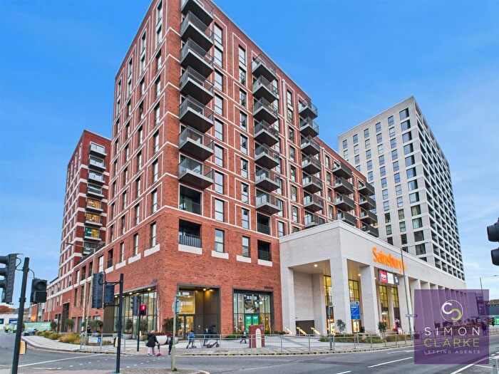 1 Bedroom Flat To Rent In Silkstream, Hendon, NW9