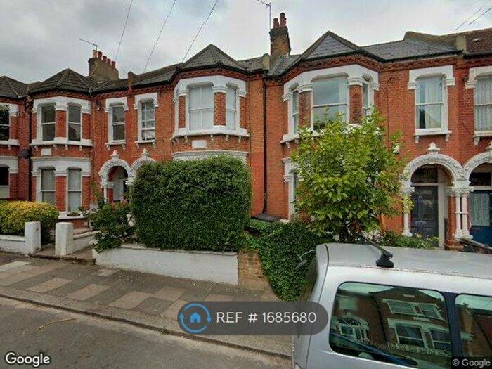 1 Bedroom Flat To Rent In Carminia Road, London, SW17
