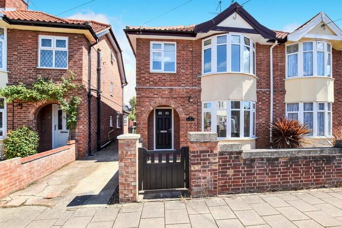 3 Bedroom Semi-Detached House To Rent In Earls Street, Thetford, IP24