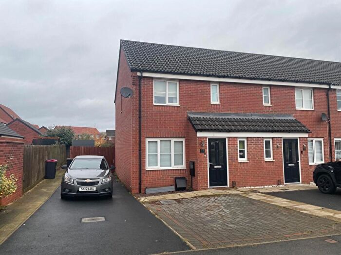 3 Bedroom End Of Terrace House To Rent In Lovesey Avenue, Hucknall, NG15