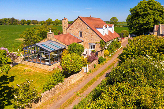 5 Bedroom Detached House For Sale In Barmoor Farm Cottage Barmoor, Morpeth, NE61